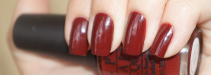 Спелая черешня: O.p.i. Nail Lacquer #HL D12 Skyfall