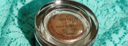 Искры на глазах: Chanel Illusion d’Ombre Long Wear Luminous Eyeshadow #97 New Moon