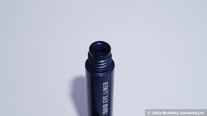 M.a.c. Superslick Liquid Eye Liner #Signature Blue - жидкая подводка от МАК