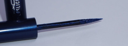 M.a.c. Superslick Liquid Eye Liner #Signature Blue - жидкая подводка от МАК