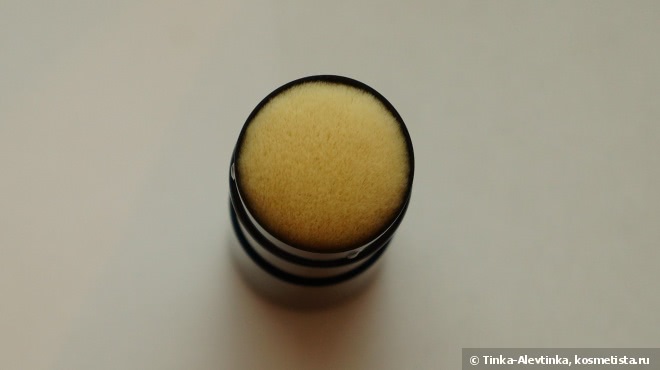 Chanel Les Beiges Retractable Kabuki Brush