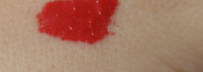 Lady in Red: Givenchy Gloss Interdit № 12- Rouge Passion