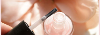 Он целовал мне нежно руки... Kiss on the Chic NL H31. OPI