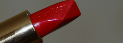 Сочная красная помада от Flormar Selection  #09