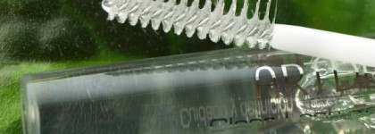 Обрамление зеркала души: Artdeco Clear Lash & Brow Gel