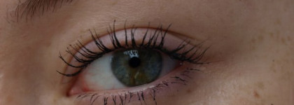 Противоречивая новинка: тушь для нижних ресниц Clinique Bottom Lash Mascara 01 Black
