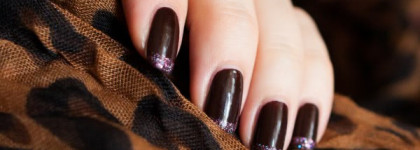 Маникюр в стиле Rouge Noire с лаком Chatte noire № 018