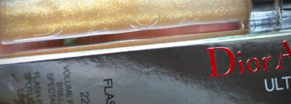 Золотой рассвет от Dior с блеском Addict Ultra-Gloss 224 Or Sunrise