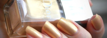 Божественное золото на ногтях с Dior Vernis № 221 Or Divin
