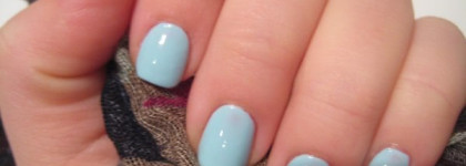 Голубая мечта с лаком Alessandro Nail Polish Nagellack #956 Pale Blue Lagoon