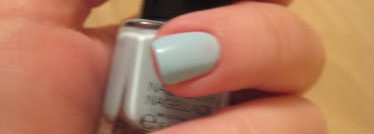 Голубая мечта с лаком Alessandro Nail Polish Nagellack #956 Pale Blue Lagoon
