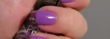 Сирень на ногтях с лаком Rimmel Lycra Pro #312 Ultra Violet