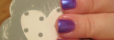 Новогодние игрушки на ноготках с лаком Golden Rose #307