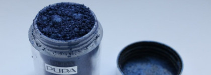 Рассыпчатые тени Pupa Cosmic Beauty Iridescent Pigment  в оттенках 001 Iridescent Silver и 002 Iridescent Blue