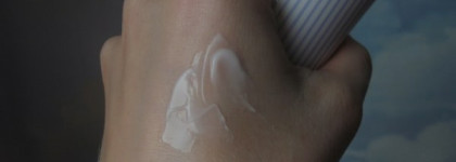 Крем после бритья с витамином F от "Свободы"  и Питательный крем для ног и ногтей от Scholl (Scholl Nourishing Foot & Nail Cream)