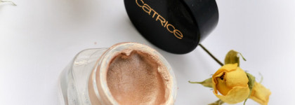 Кремовые тени Catrice Metal Eyelight в оттенке С01 Kissed Miss