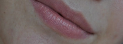 Две "нюд" подружки