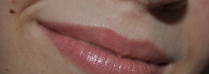 Две "нюд" подружки