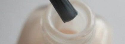 Знакомство с лаком фирмы Zoya (оттенок sabrina zp235)