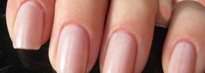 Ложка  дегтя - лак Estee Lauder Pure Color «Porcelain» (C2)