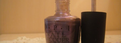 Россыпь космического перелива в лакe O.P.I