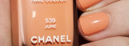 Такой странный Chanel June