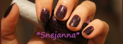 Очень неоднозначный, интересный, с долей иронии Orly Fowl Play