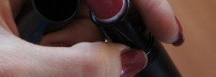 Она покорила меня! Помада Rimmel Lasting finish by Kate Lipstick / 09