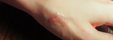 Блеск для губ Pure Color от Estee Lauder # 49 Frivolous Pink