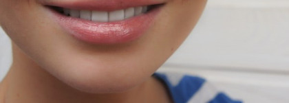 Блеск для губ Chanel  Aqualumiere Gloss #77 Tangerine dream