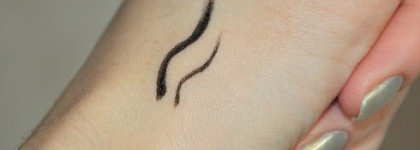 Vivienne Sabo в моей косметичке:  подводка-фломастер Liner Feutre #601, блеск для губ Brillance Hypnotique 3D  # 49 и пудра-бронзер Voyagе