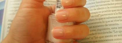Essie № 13 Mademoiselle и Base All In One - новые любимцы