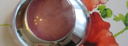 Нежные весенние тени Pupa Luminys Silk, Satin-Finish Baked Eyeshadow (оттенок 04) из коллекции Jeans N’ Roses