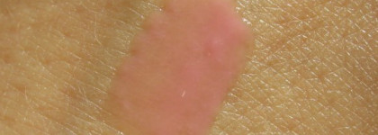 Фаворит этого лета - блеск Lumene Volume Lip Gloss обновлённой серии Wild Rose, оттенок 25