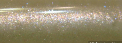 Мой идеальный блеск с разноцветными искорками найден! Это Beyu Heartbreaker Lip Gloss, оттенок 04