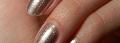 Лак для ногтей MAX Factor Make UP Glossfinity №055 Angel Nails / "Золотой песок"