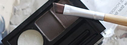 Радость для бровей -Nyx Eyebrow Cake Powder оттенок Dark Brown/Brown