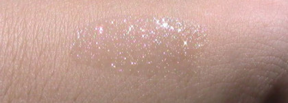 Мой сияющий красавчик  Gosh "Light'n Shine Lip Glaze" №01