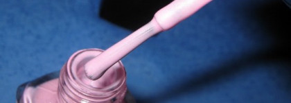 Le Vernis Nail Colour  210 Lilac Sky  от  Chanel