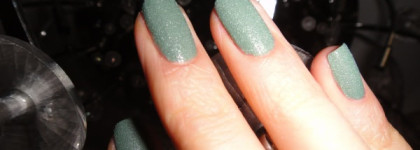 Зеленый песочек Naomi Nail Lacquer Sand Nails #612