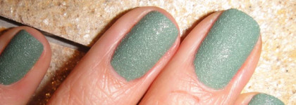 Зеленый песочек Naomi Nail Lacquer Sand Nails #612