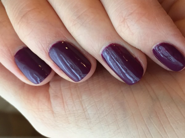 Collistar Gloss Nail Lacquer Gel Effect ,№ 561 Viola Misteriosa