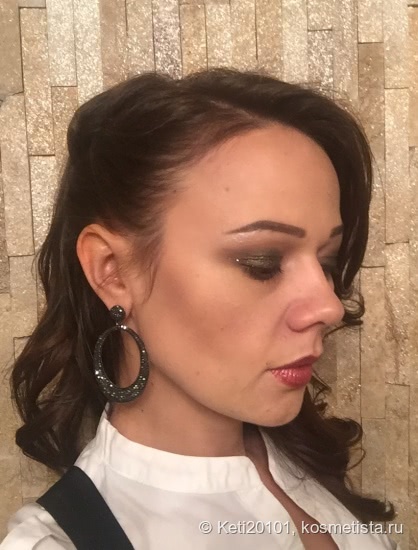 Новогодняя сверкалка Stila Magnificent Metals Eye Liner, Metallic Black Gold