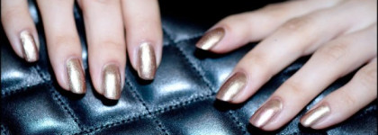 Лето с Chanel Le Vernis Nail Colour