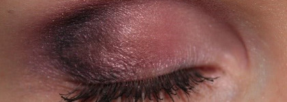 Тени Shiseido luminizing satin eye color trio, PK 403