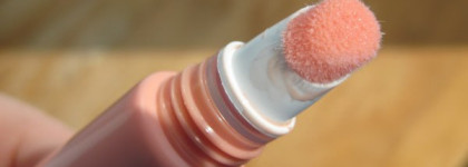 Clarins Eclat Minute Instant Light Natural Lip Perfector 02 Apricot shimmer