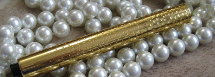 Хайлайтер ли? Или Yves Saint Laurent Touche Еclat - Radiant Touch №2