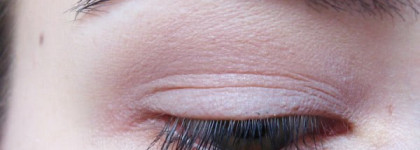 Матовые тени M.a.c. Eye Shadow: 4 натуральных оттенка Blanc Type, Omega, Mystery и Carbon