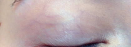 Базы для век: Benefit, Beyu, Lumene