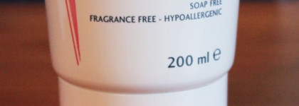 Трое из французского ларца Bioderma - на лицо, губы и тело